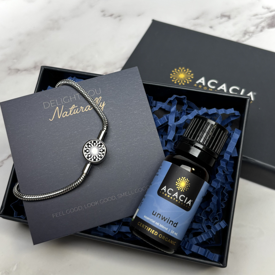 Iris Diffuser Bracelet and Organic Essential Oil Set